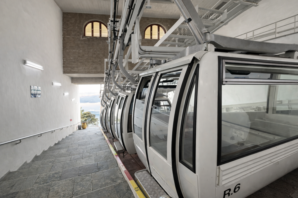 Santorini Cable Car Guide for Cruise Passengers
